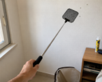 Telescopische vliegenmepper met uitschuifbare steel – 72,6 cm - Afbeelding 2