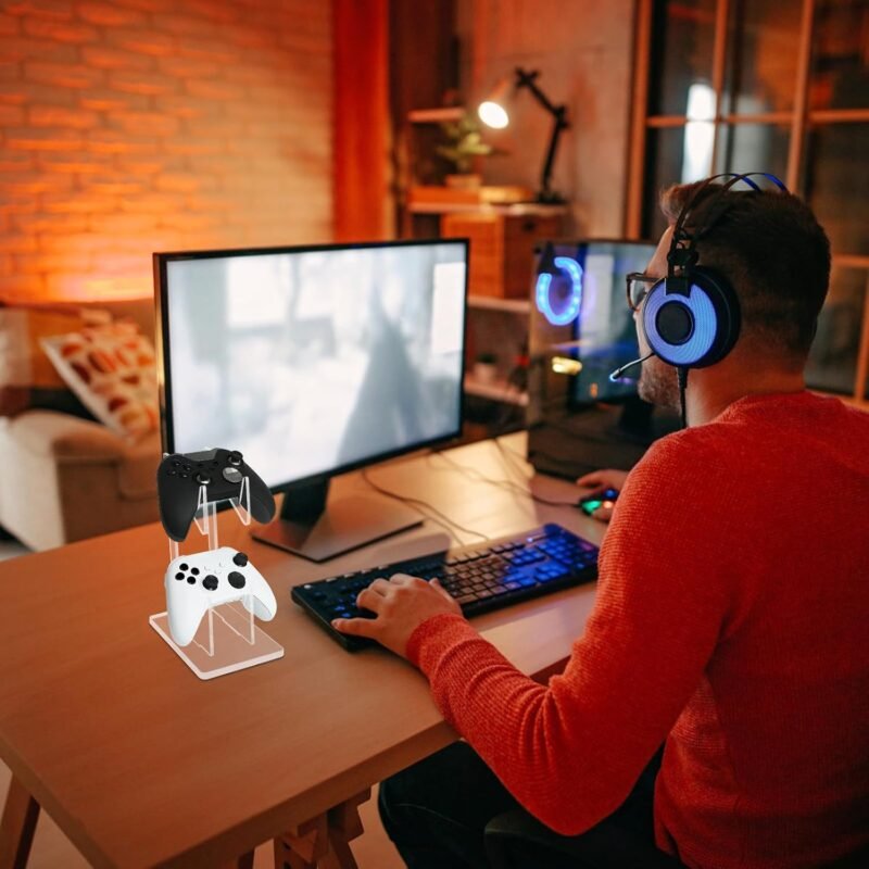 Transparante acryl controllerstandaard op een gamingbureau